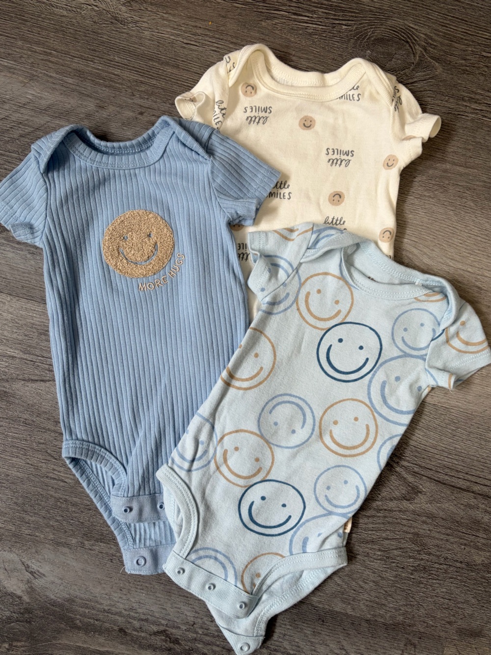 Neutral & Blue Smiley Baby Bodysuit Set - 3-Pack